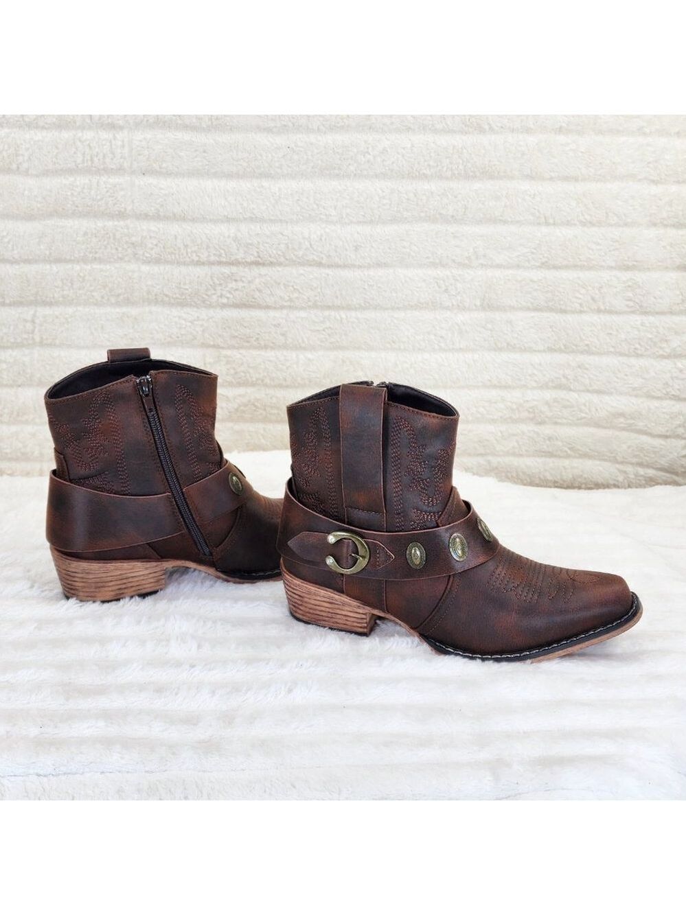 Size 8 Wild West Brown Distressed Cowboy Cowgirl Pull On Ankle Boots